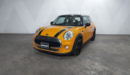 Mini • Cooper