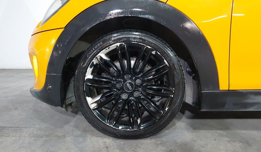 Mini Cooper 1.5 COOPER PEPPER Hatchback 2017