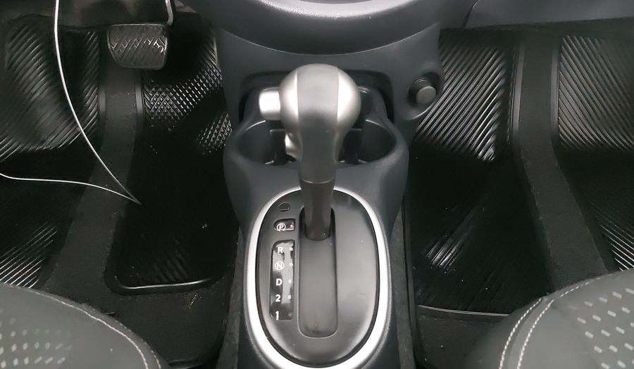 Nissan March 1.6 ADVANCE AUTO Hatchback 2021