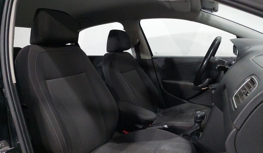Volkswagen Vento 1.6 HIGHLINE TIPTRONIC Sedan 2017