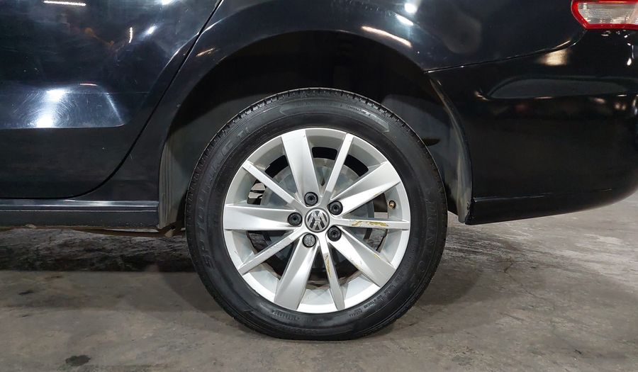 Volkswagen Vento 1.6 HIGHLINE TIPTRONIC Sedan 2017