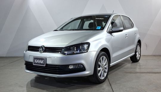 Volkswagen • Polo
