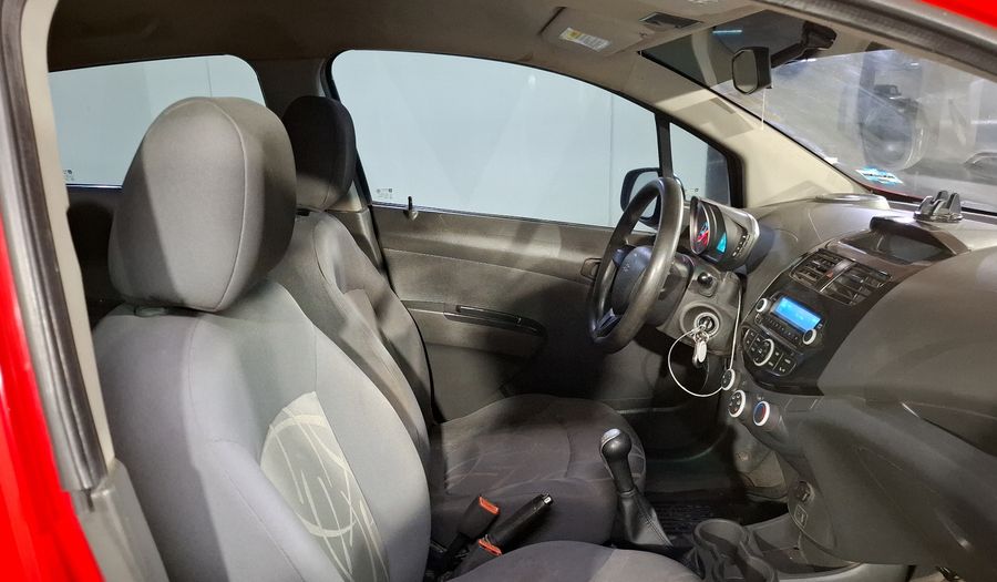 Chevrolet Spark 1.2 LT B MT Hatchback 2015