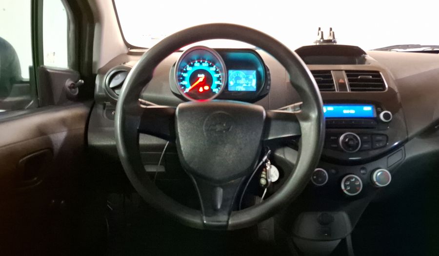 Chevrolet Spark 1.2 LT B MT Hatchback 2015