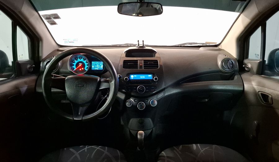 Chevrolet Spark 1.2 LT B MT Hatchback 2015