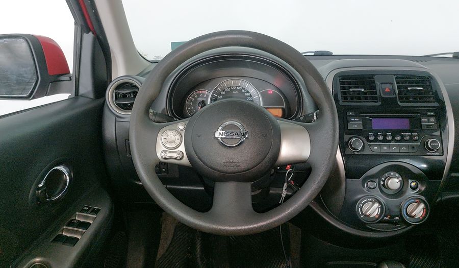 Nissan March 1.6 ADVANCE AT Hatchback 2017