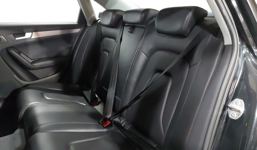 Audi A4 1.8TFSI VERS LANZAMIENTO UNO MULTITRONIC Sedan 2013