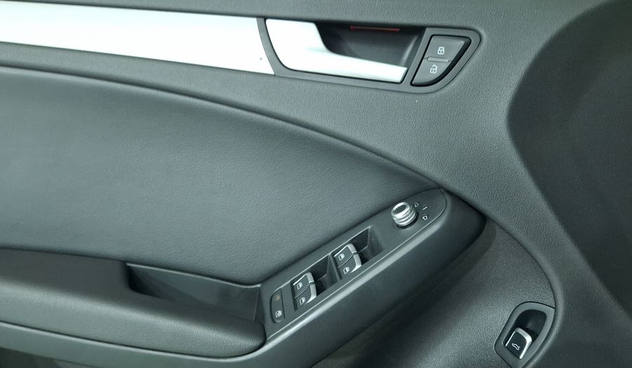 Audi A4 1.8TFSI VERS LANZAMIENTO UNO MULTITRONIC Sedan 2013