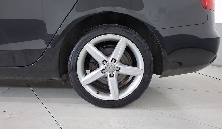 Audi A4 1.8TFSI VERS LANZAMIENTO UNO MULTITRONIC Sedan 2013