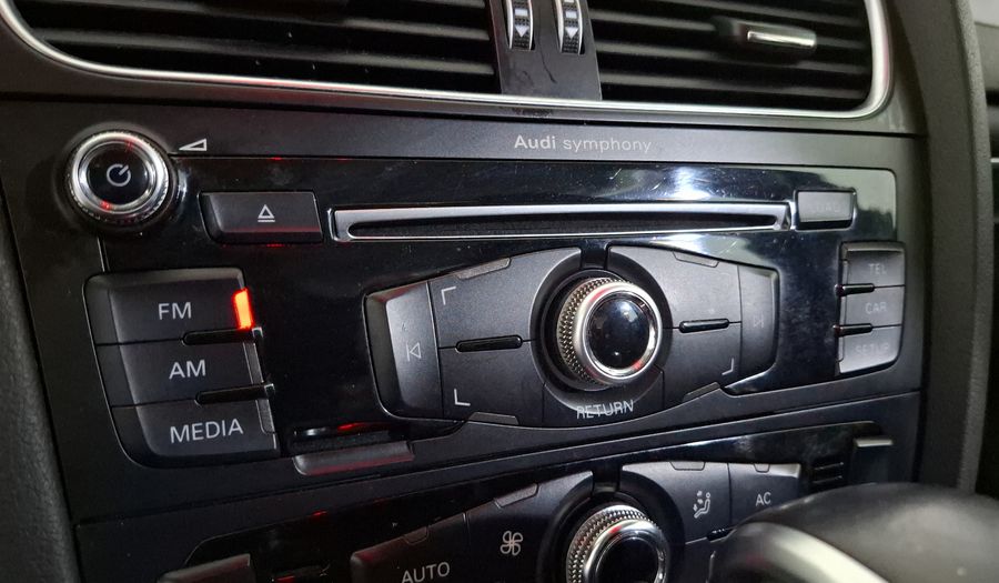 Audi A4 1.8TFSI VERS LANZAMIENTO UNO MULTITRONIC Sedan 2013