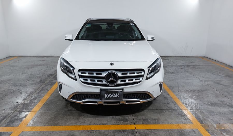 Mercedes Benz Clase Gla 1.6 GLA 200 SPORT DCT Suv 2020
