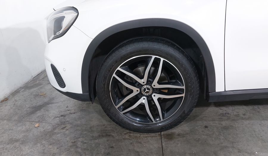 Mercedes Benz Clase Gla 1.6 GLA 200 SPORT DCT Suv 2020