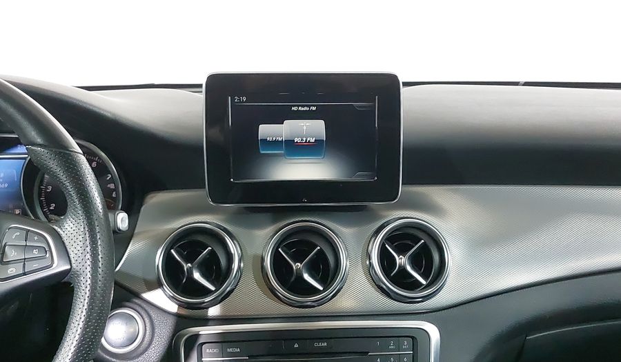 Mercedes Benz Clase Gla 1.6 GLA 200 SPORT DCT Suv 2020