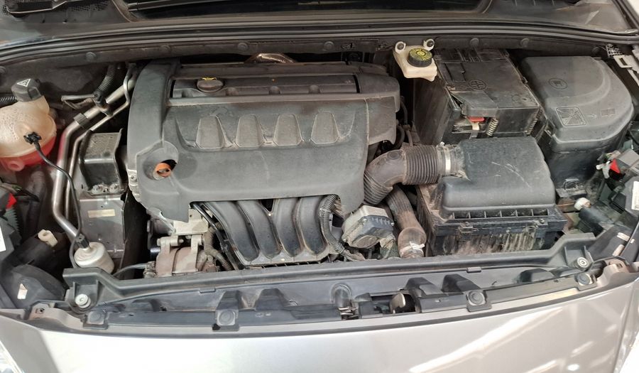 Peugeot 408 2.0 16V ALLURE+ Sedan 2013