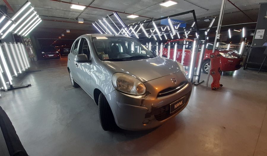 Nissan March 1.6 VISIA MT Hatchback 2012