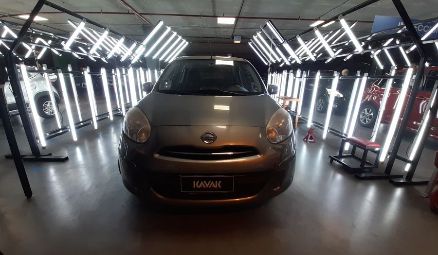 Nissan March 1.6 VISIA MT Hatchback 2012