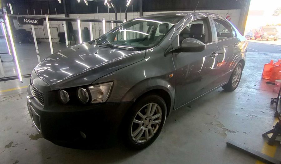 Chevrolet Sonic 1.6 LTZ Sedan 2013
