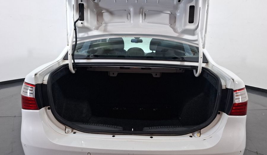 Fiat Grand Siena 1.6 16V ESSENCE Sedan 2013