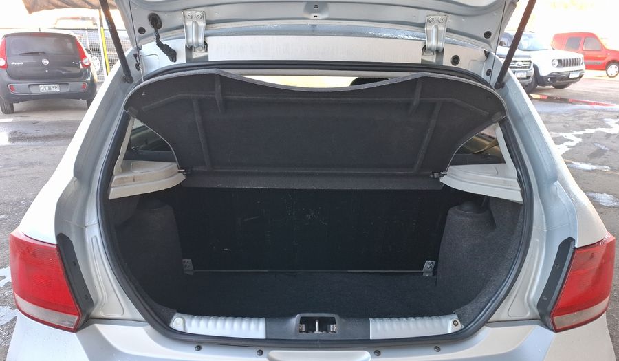 Volkswagen Gol Trend 1.6 PACK I Hatchback 2014
