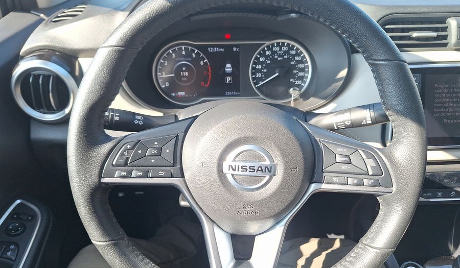 Nissan Versa 1.6 EXCLUSIVE CVT Sedan 2021
