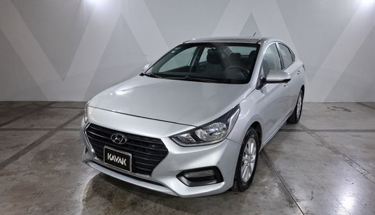 Hyundai • Accent
