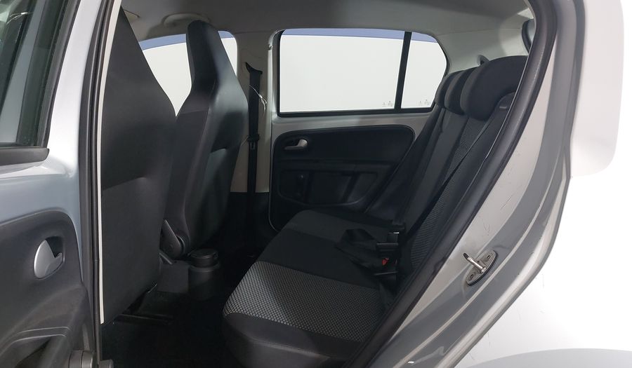 Volkswagen Up MPI MOVE UP Hatchback 2017