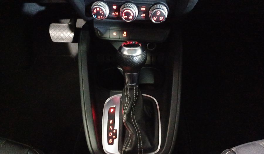 Audi A1 1.4 TFSI S LINE PLUS TRONIC Hatchback 2013