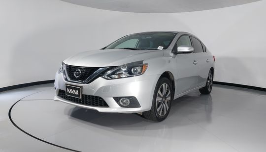 Nissan • Sentra