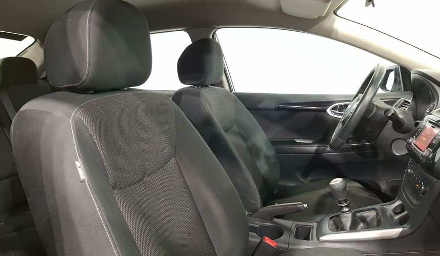 Nissan Sentra 1.8 ADVANCE Sedan 2019