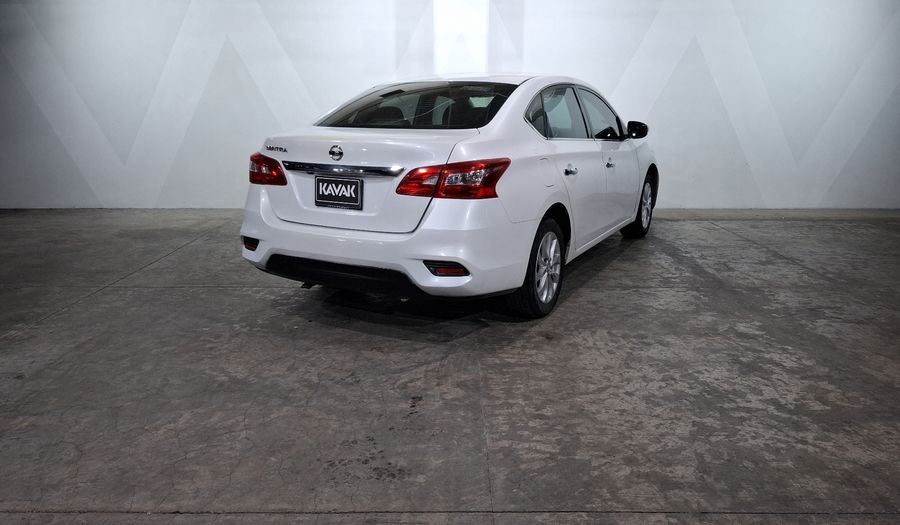 Nissan Sentra 1.8 ADVANCE Sedan 2019