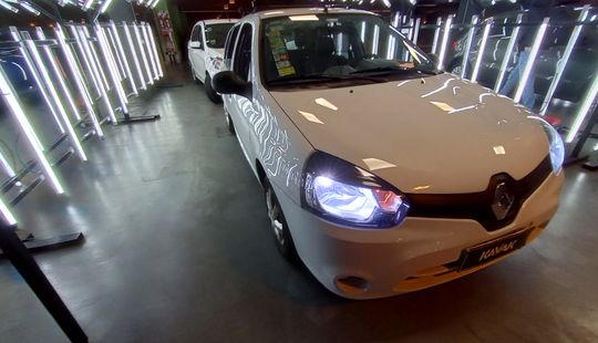 Renault • Clio