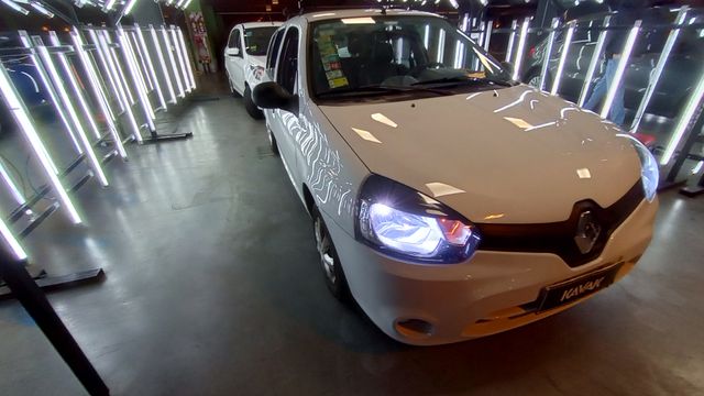 Renault • Clio