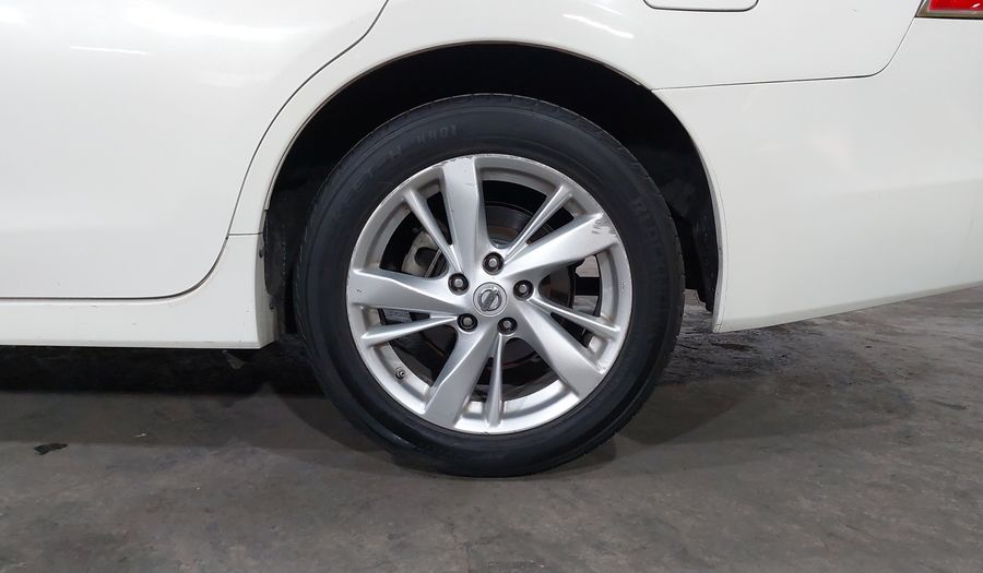 Nissan Altima 2.5 SENSE CVT Sedan 2015