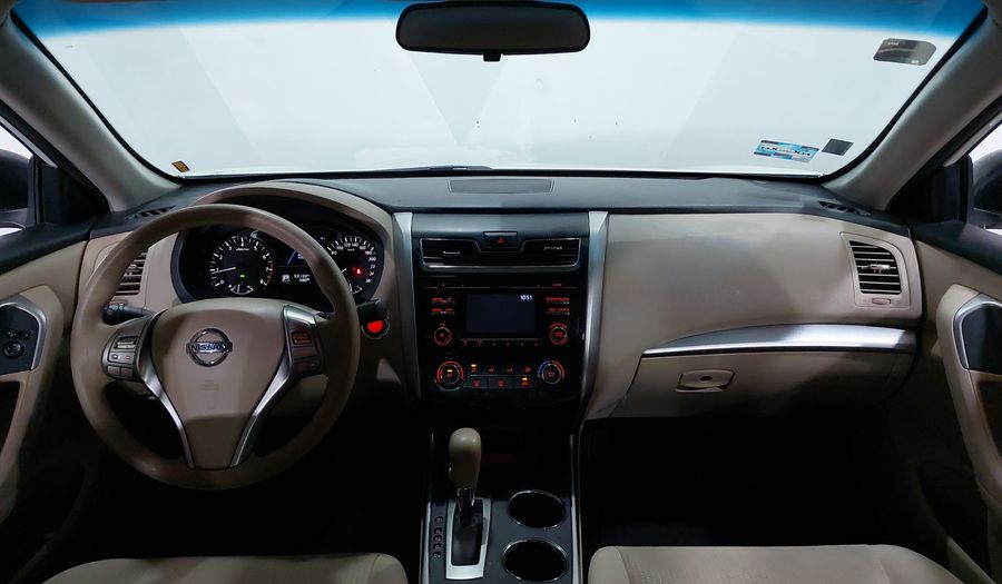 Nissan Altima 2.5 SENSE CVT Sedan 2015