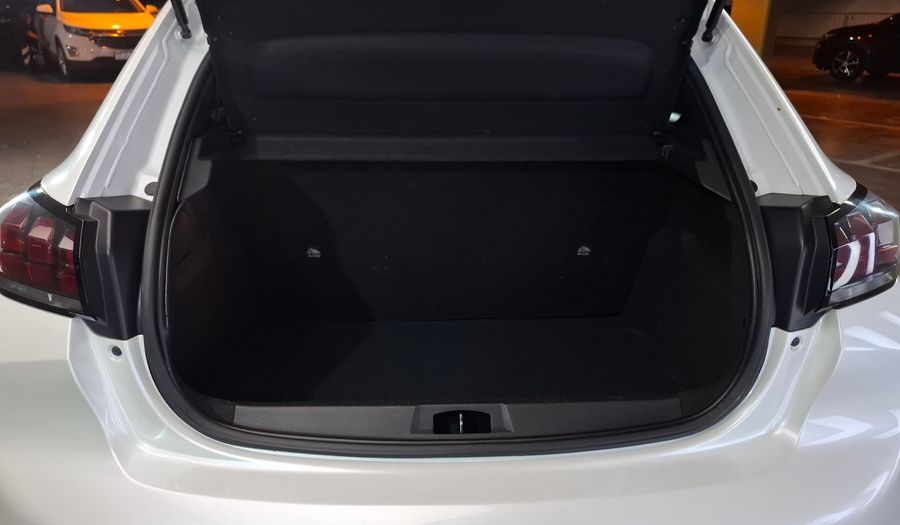 Peugeot 208 1.6L ACTIVE TIPTRONIC Hatchback 2022