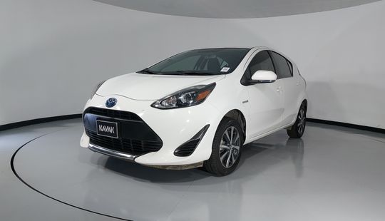 Toyota • Prius C