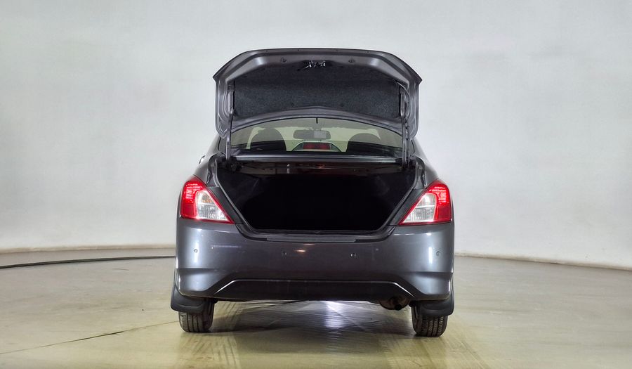 Nissan Versa 1.6 SENSE Sedan 2019