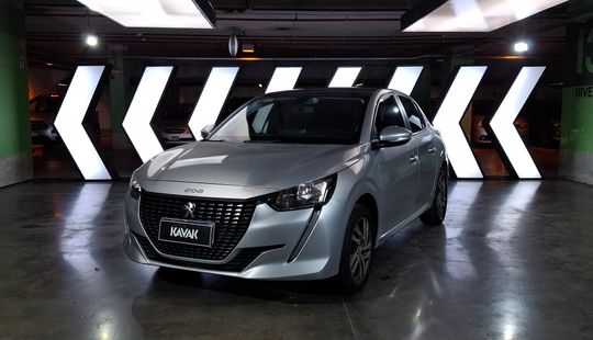Peugeot • 208