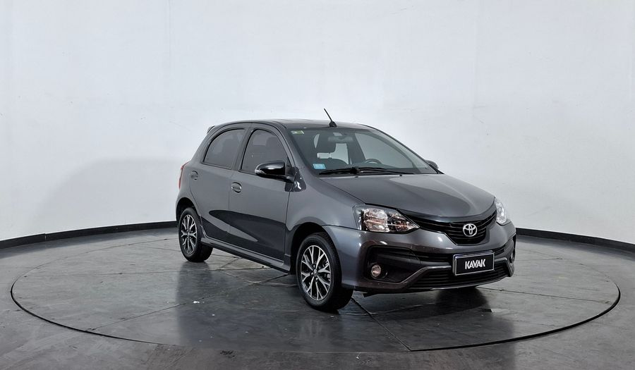 Toyota Etios 1.5 XLS PACK Hatchback 2022