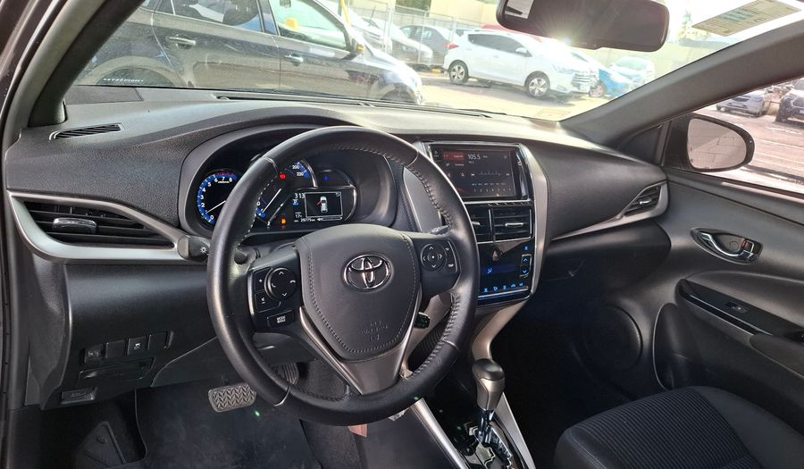 Toyota Yaris 1.5 XLS CVT Hatchback 2021