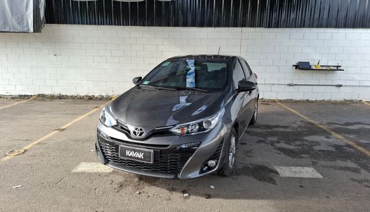 Toyota • Yaris