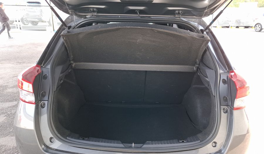 Toyota Yaris 1.5 XLS CVT Hatchback 2021