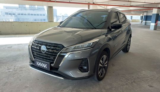 Nissan • Kicks