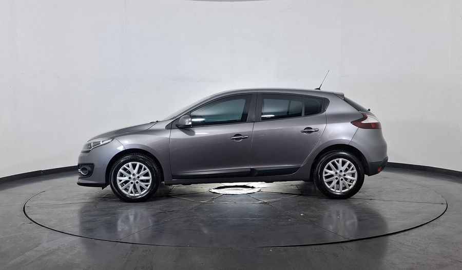 Renault Megane 1.6 MEGANE III LUXE PACK Hatchback 2016