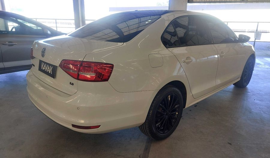 Volkswagen Jetta COMFORTLINE Sedan 2015