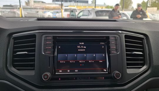 Volkswagen • Amarok