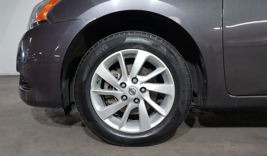 Nissan Sentra 1.8 ADVANCE CVT Sedan 2016