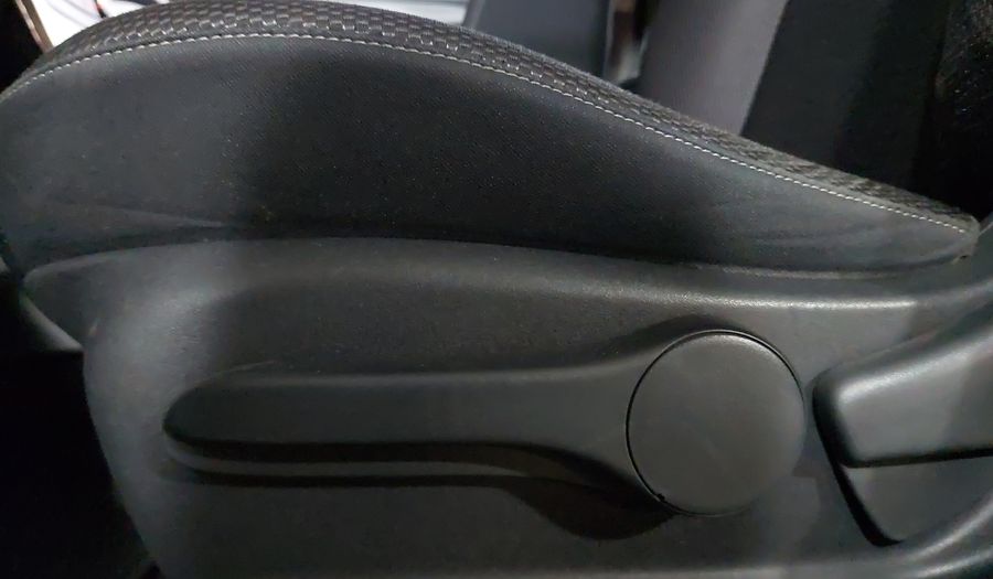Nissan Sentra 1.8 ADVANCE CVT Sedan 2016