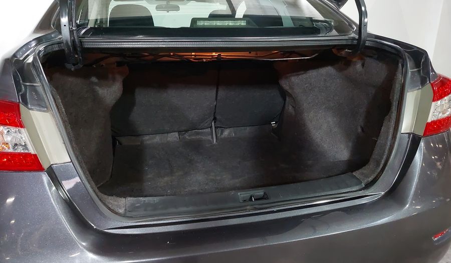 Nissan Sentra 1.8 ADVANCE CVT Sedan 2016