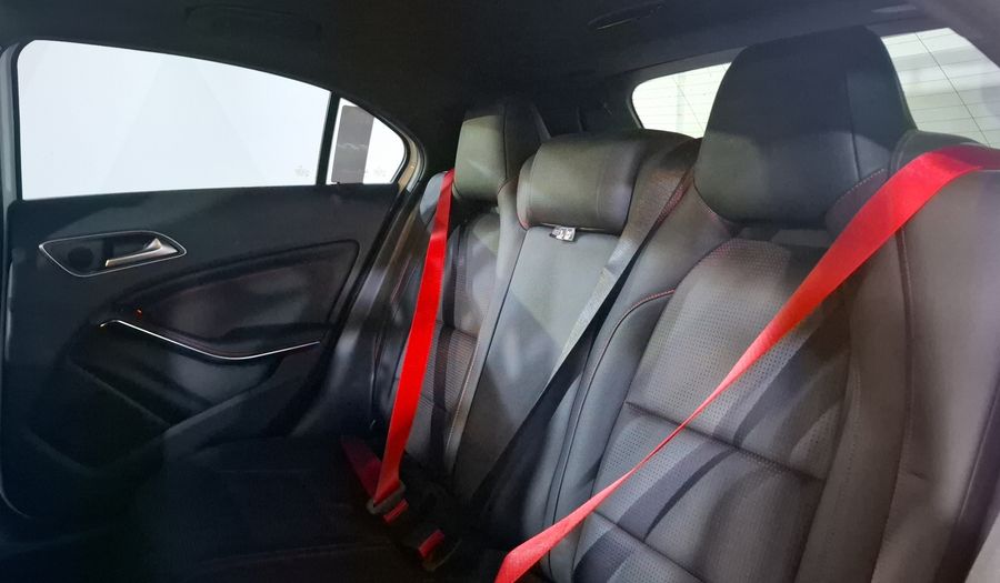 Mercedes Benz Clase A 2.0 45 AMG EDITION 1 Hatchback 2015